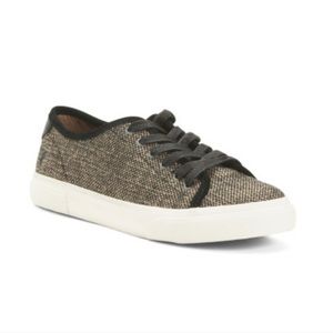 NWT, Frye Gia Low Lace Canvas Sneaker!